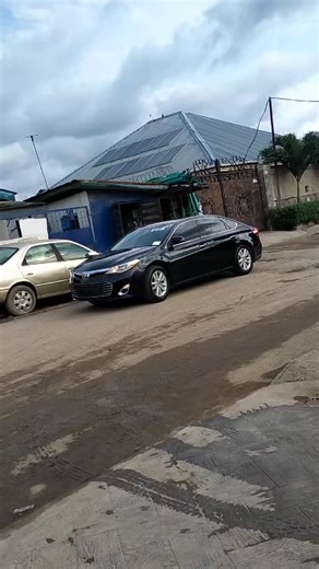 2014 Toyota Avalon XLE just landed