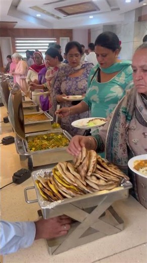 Main course food (buffet) Wonder Hotel) #food #trendingshorts #punjabi #hospitality #party