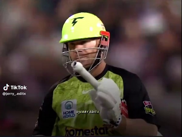 Karachi Boy Six on the first ball 💚🔥👀🙌🏻 #foryou #foryoupage #standwithkashmir #fypシ #fyp #viewsproblem #cricket #cricketlover #pakistan #pcb #unfreezemyaccount #1millionaudition #illu #trending #j3rry_3dit #hblpsl #psl10 #psl2025 #decadeofhblpsl