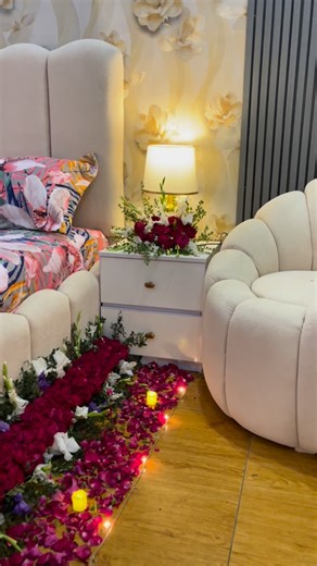 Saad Events on Instagram: "Fresh flowers bed decor for our lovely customer @abubakarsattarawan To book us: Inbox or WhatsApp 03188169143 . . . . . . . . . . #roomdecor #islamabad #fyp #fypage #shadi"