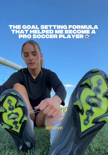 The exact goal setting formula I used to help me achieve my dream of becoming a pro soccer player. What is one of your goals for this year? My Hatch Restore is such an amazing tool that helps me stay on track with my recovery and sleep goals. @Hatch for Sleep #hatchforsleep #hatchpartner #soccer #soccerplayer #goalsetting