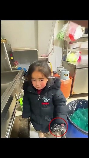 Little girl saves a frog from becoming dinner 🐸 #Shorts