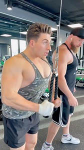 693K views · 814 reactions | Gym Sign Language!﫱‍﫲 … #bodybuilding #fitness #gym #motivation | johnylift | Facebook