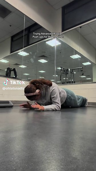 Mastering Advanced Russian Push-Ups Technique