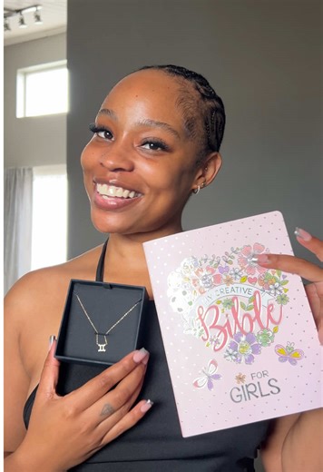 Some gifts from me 🌷✨ @DanielWellington @takealot.com #girltiktok #unboxing #fyp #gifting #girlgifts