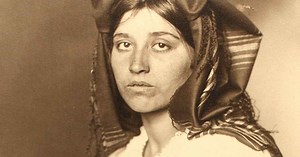 20 Ellis Island Immigration Photos That Capture the Hope and Diversity of New Arrivals | HISTORY