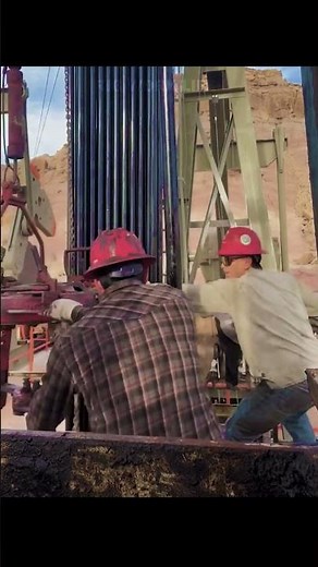 WORKOVER RIG Service Job #drillingrig rig #work #drilling #oil #over