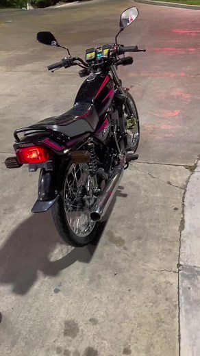 Detailed Showcase of a Black Motorcycle