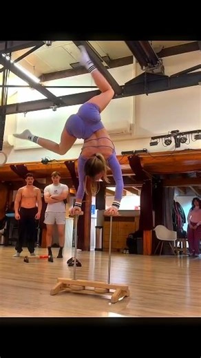 people react to calisthenics🔥#streetworkout #freestyle #motivation #planche #calisthenicsmotivation