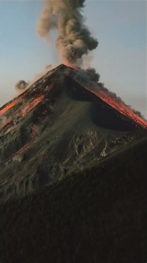 Volcán de Fuego Erupts With Lava and Smoke at Dawn