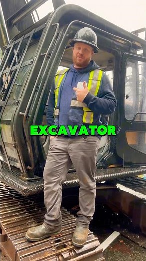 How to take down a house with excavator! #renovation #construction #demolition #tools #remodelling