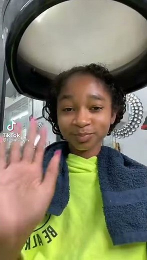 That girl lay lay tiktok video (must watch)