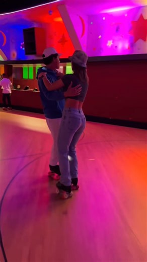 2.9K views · 64 reactions | Partner skate session✨ Been my skating partner since we were 6凉 #bestfriend #rnb #rollerskating #skating #partnerskating @mr.skatepup | Binnnaaa | Facebook