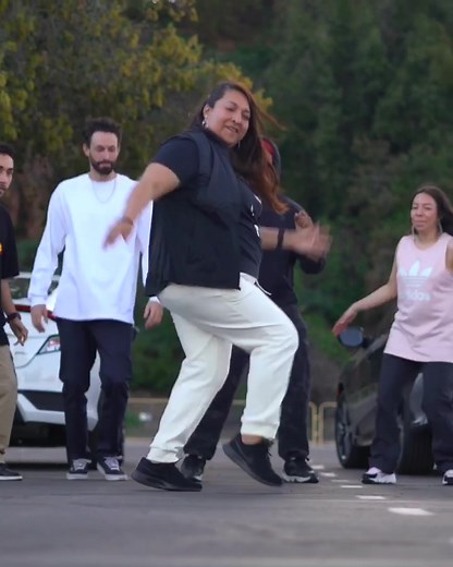 Miss Funk House Dancing Performance