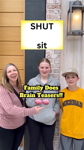 1.4M views · 18K reactions | A Family Does Brain Teasers 易 #gameshow #puzzle #brainteaser #puzzles #braingame #brainteasers #rebus #rebuspuzzle #game #puzzlelover #braingames | The Ezz Show | Facebook