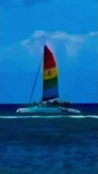 Beyond the Sea (La Mer) - Ray Conniff & his Orchestra & Chorus (1961) at Waikiki Beach ハワイワイキキビチ