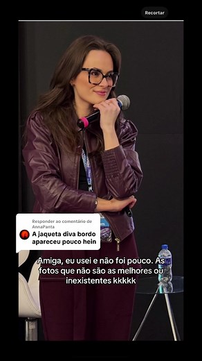 Jaqueta Bordo em Alta para 2025