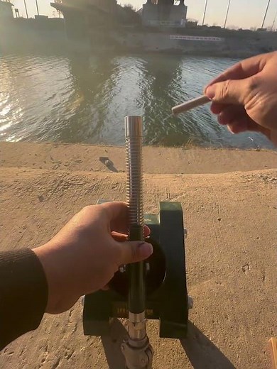 Realistic RC Tank – Men’s Ultimate Stress-Relief Gadget!