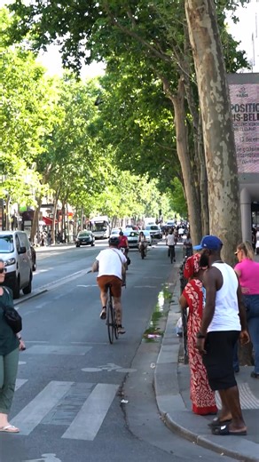 Le saviez-vous ? Avec l’application Orange Money Europe, vous n’avez pas besoin d’être client Orange pour envoyer de l’argent à vos proches en Afrique Peu importe votre opérateur, vous pouvez transférer de l’argent à votre famille en toute simplicité, en quelques clics seulement. 📲 Il vous suffit de télécharger l’application Orange Money Europe : https://app.adjust.com/mim97ed Rapide, pratique, et le 1er transfert est à 0€ sans frais d’envoi 1️⃣Inscription facile 2️⃣Envoi sécurisé 3️⃣Disponible