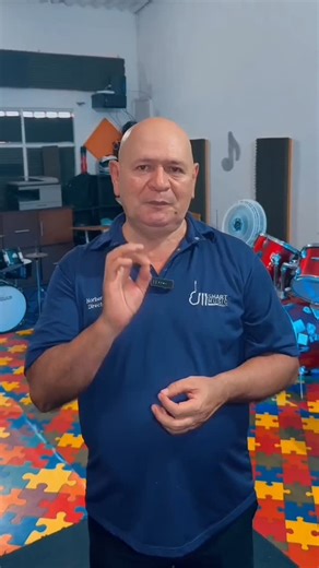 Smart Music School/Clases de música/Academia on Instagram: "🎵 ¿Por qué elegir Smart Music School? Porque cuidamos el talento y el bienestar de tu hijo: 🎤 Expresión corporal incluida 🎸 Ensambles sin costo adicional 🏥 Atención médica de emergencia 🎶 Presentaciones constantes en grandes escenarios 📲 Escríbenos hoy y conoce nuestro proceso"