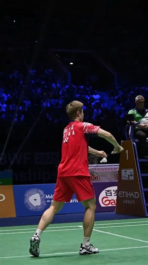 Shi Yu Qi 🇨🇳 is the 2025 men’s singles World Champion. 🏆 Emotional scenes in Paris as he defeats Kunlavut Vitidsarn 🇹🇭 19-21, 21-10, 21-18 to win the title. #welivebadminton #badminton | Badminton Europe