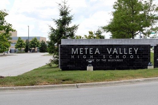 Metea Valley Theater in Aurora to present ‘Legally Blonde the Musical’