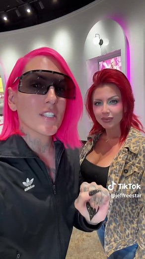 Come join our epic shopping live stream right now!!! 👀 #jeffreestar #tiktokshop