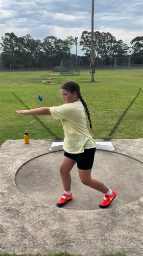 Amalee learning the rotational Shot. We’ve only done a few sessions and she is throwing less than a metre behind her PB. | Flame Trees Fitness