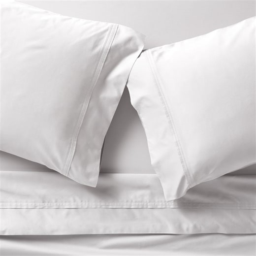 Favorite Organic Cotton Sateen White California King Bed Sheet Set   Reviews | Crate & Barrel
