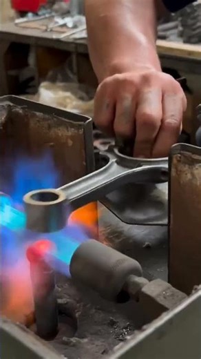 5.3L Pressed-to-Fit Pistons | V8 Engine Machining Process