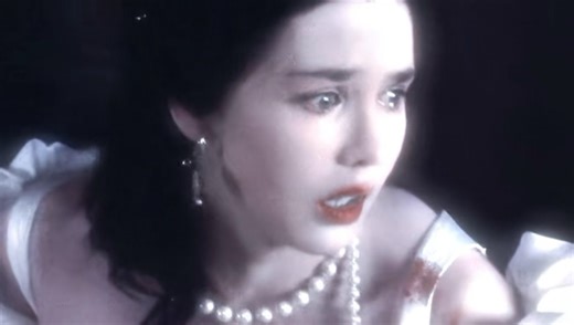 【𝓛𝓪 𝓡𝓮𝓲𝓷𝓮 𝓜𝓪𝓻𝓰𝓸𝓽/阿佳妮】✨|艳丽苍白与自我决裂美学