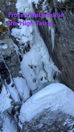 Frozen Waterfall in the High Tatras ❄️ 🌨️ #travelvibes #tatramountains #winterwonderland #frozen