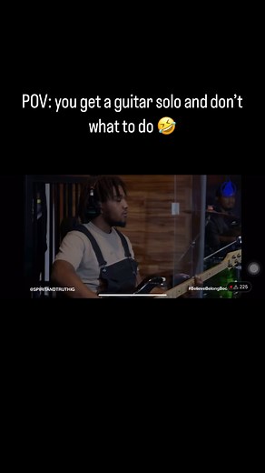 Trey蘭☄️ on Instagram: "️‍♂️ . . #guitar #guitarist #guitarplayer #guitars #guitarsolo #church #fyp #instagram #reels #shecterguitars #elixir"