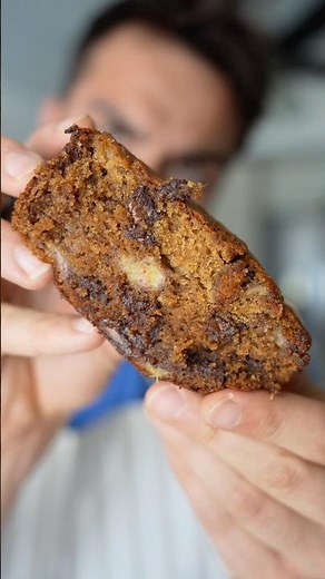 The BEST Banana Bread Recipe! 🤤🍌