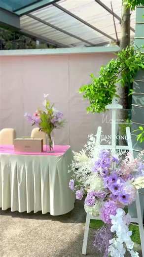 “Looking for a suitable place for a ceremony or seminar in Kluang? ✨ Hall Glass – Kluang Container Hotel ✨ ✔️ Suitable for seminars, meetings, weddings, engagements & birthdays. ✔️ Complete with fan, air cooler, sound system & hotel facilities. 💍 Weddings 💝 Engagement 🎂 Birthday ✨Seminars & meetings 📌 Located in Kluang, easy to access & comfortable. 📞 Contact us for special packages!