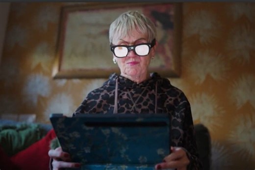 New AI glasses for dementia sufferers 'see' objects and project prompts onto lenses