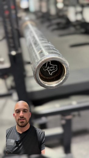How to Spot a Deadlift Bar vs a Power Bar: Not all bars are built the same, here’s how to tell if the bar you’re using is a deadlift bar: ✅ More Flex – Deadlift bars are slightly thinner (27mm) and longer (usually 90 inches), giving you more whip off the floor. ✅ Aggressive Knurling – Sharper grip pattern to lock in your hands during heavy pulls. ✅ No Center Knurl – Smooth in the middle so it doesn’t tear up your shins. ✅ Longer Shaft Before the Sleeves – The extra distance between collars lets 
