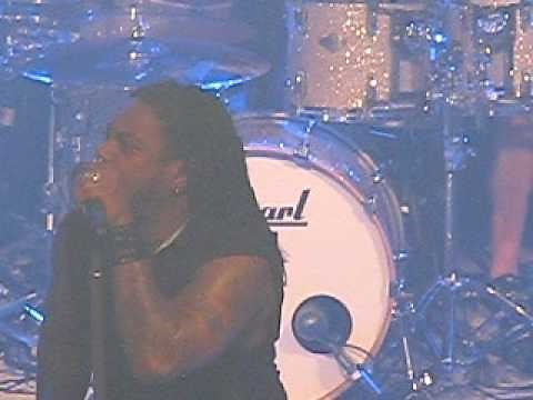Sevendust - Driven (live)