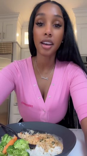 Meet the Best Chef Ever: All in One Pretty Queen