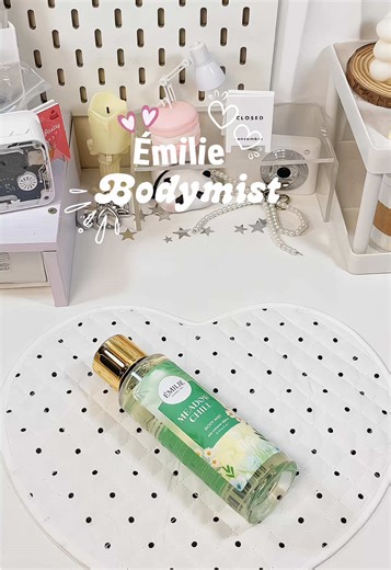 Emilie Bodymist Review & Scent Notes