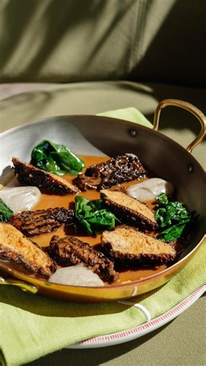 Russian chefs on Instagram: "❤️ Morels stuffed with chicken, fried spinach, creamy demi-glace Сморчки, фаршированные цыпленком, жареный шпинат, сливочный демигляс 👨🏻‍🍳 By @ilya__babich_ 📍 At @pinci_rest 📷 By @ilya__babich_ Do you like #finedining? Follow ⤵️ •••••••••••••••••••••••••••••• 🔥Follow @russianchefs •••••••••••••••••••••••••••••• 📷 All rights and credits reserved to the respective owner(s)"
