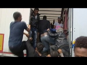 Migrant crisis: France and Britain overwhelmed