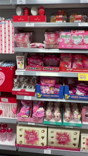 Come Valentines shopping with me!