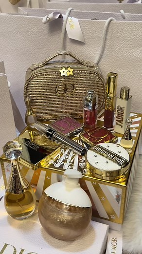 Unboxing Dior Holiday Collection: Luxurious Make-up Must-Haves