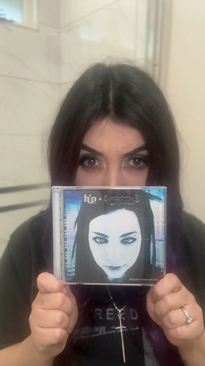 Love all these HipDot makeup collabs bands have been doing Evanescence 💙 should I do more? #makeup #makeuptutorial #evanescence #amylee #hipdot #makeuppalette #evanescencemakeup #bringmetolife | Satellite Citi