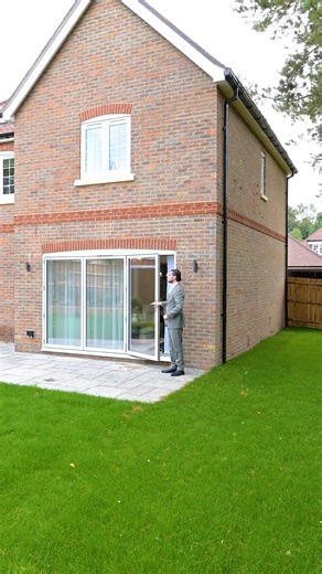 Your dream home awaits at Silver Birches by Devine Homes Williams Harlow is excited to present to you Silver Birches. A stunning collection of five beautifully designed 3 & 4-bedroom homes in an exclusive location just off Shelvers Way, Tadworth near to Epsom Racecourse in Surrey. Contact our offices today to find out more. 🏠 ☎️ 01737 370022 or visit https://williamsharlow.co.uk/ #estateagent #dreamhome #property #forsale #property | Williams Harlow Estate Agents