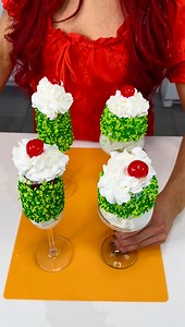 433K views · 424 reactions | You need to try this Ice Cream trick! I combioned frosting, rolled it in sprinkles, and added yummy ice cream and toppings! This is great to serve at your next party or large gathering. Your family and friends will love this. | Life With Jenn | Facebook