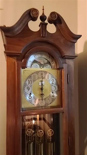 Vintage Grandfather Clock Sound Effect from the 60's