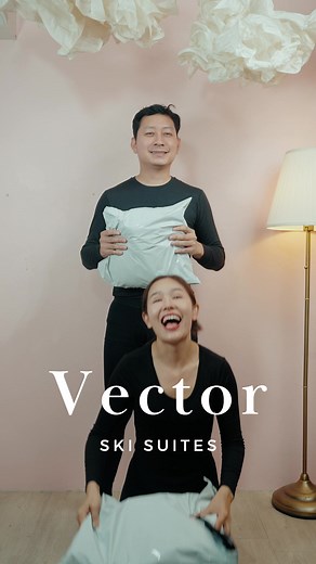Unboxing new ski suit from Vector!! So love it 🥰 #vector #skisuit #ski | เที่ยวสุดตัว