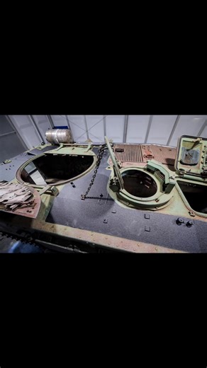 LINE-X 軍規級防護塗層 —— 防護力的極限表現 當一般烤漆只能美觀， LINE-X 給的是生存等級的保護。 ✔ 抗強力衝擊 ✔ 高韌性吸震 ✔ 抗爆裂破壞 ✔ 超高耐磨抗刮 ✔ 防鏽、防水、防滑 ✔ 極端環境穩定 源自軍事用途的特殊聚脲塗層技術， 能有效強化表面結構， 大幅提升物件的耐撞擊與抗破壞能力。 越野車斗、保桿、車身底盤、工業設備—— 只要需要「極限防護」， LINE-X 就是最可靠的戰術選擇。 外觀是硬派風格， 內在是堡壘等級。 不是單純塗料， 而是一層—— 讓裝備更接近「防彈、防爆概念」的防護鎧甲。 #linex #美國國防指定防爆塗料 #軍人_警察_消防_霹靂小組_特別單位 #軍規聚脲 #防鏽耐刮又耐磨